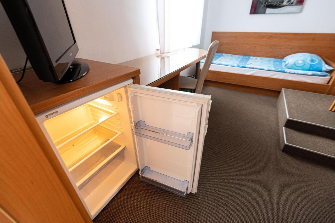 Apartmaji In Sobe Ramar Straza 外观 照片