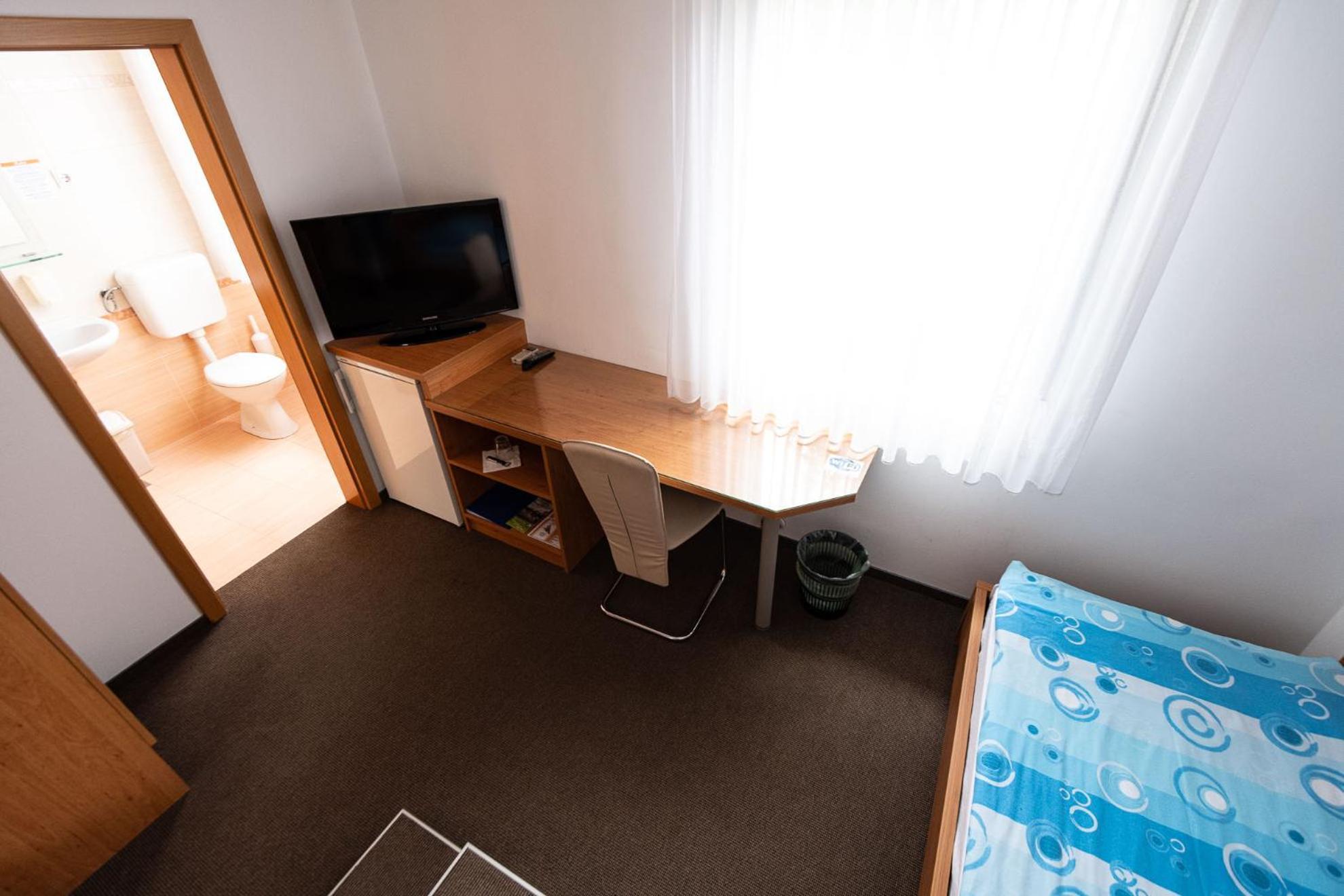 Apartmaji In Sobe Ramar Straza 外观 照片